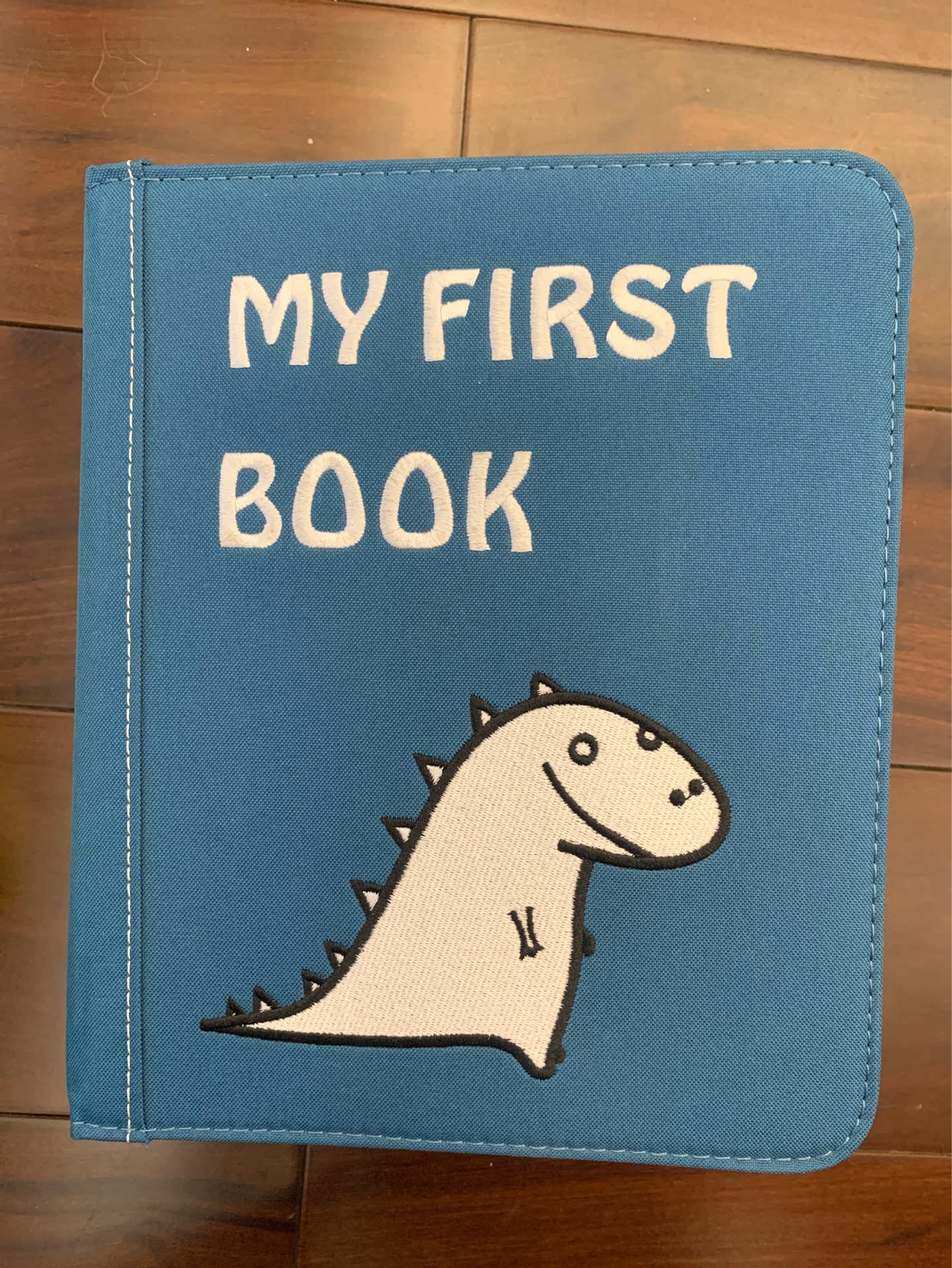 蒙特梭利布书：第一冊-生活技能練習篇(海洋藍)：My First book(