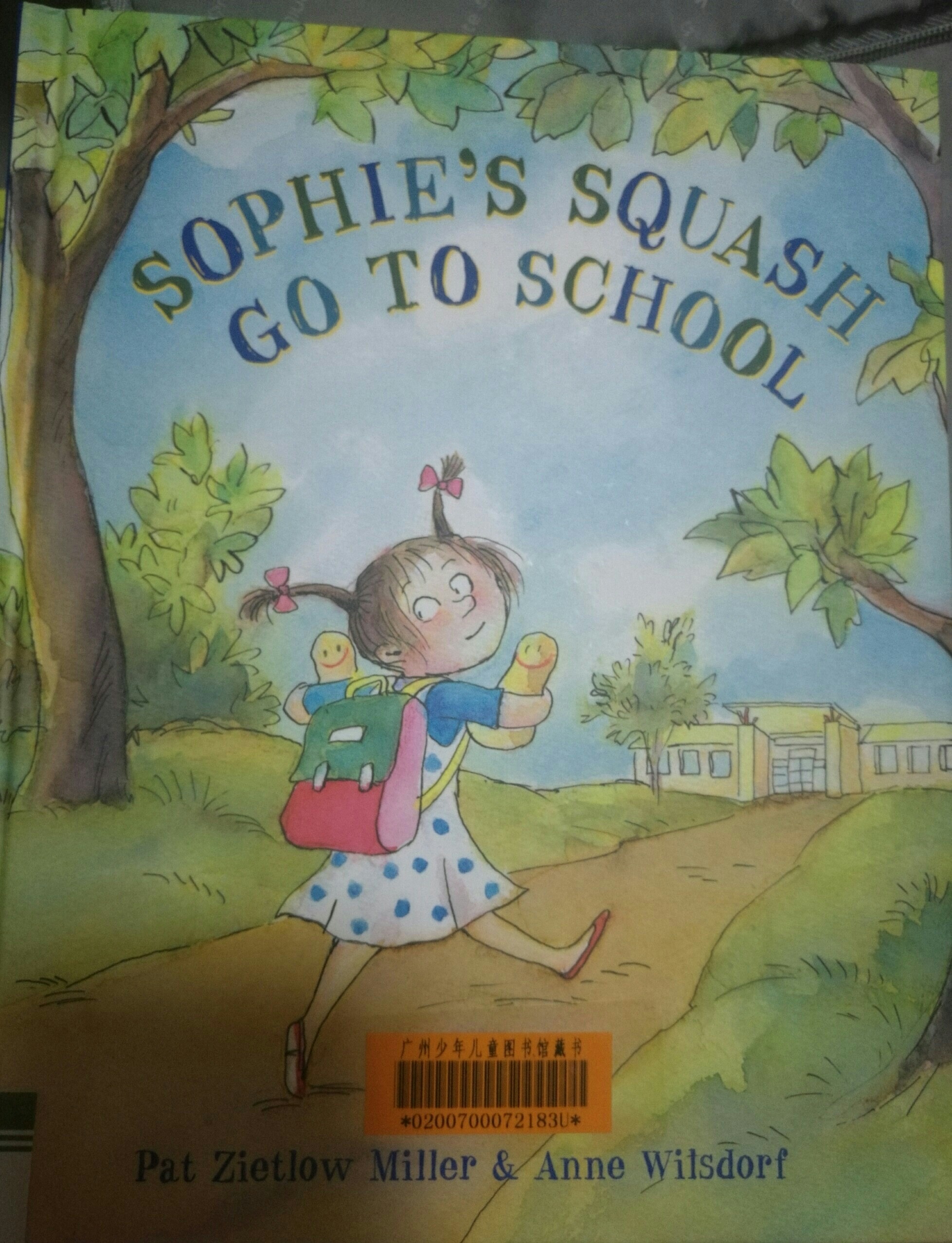 Sophie's squash go to school