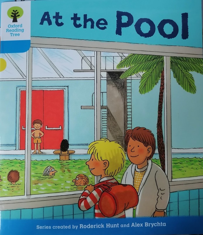 At the pool (oxford story tree L2 Blue