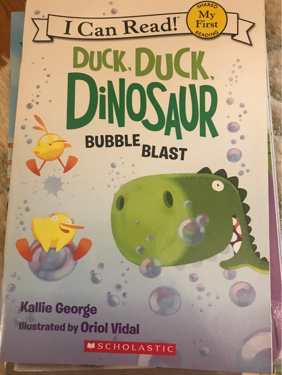 I can read duck, duck, dinosaur bubble