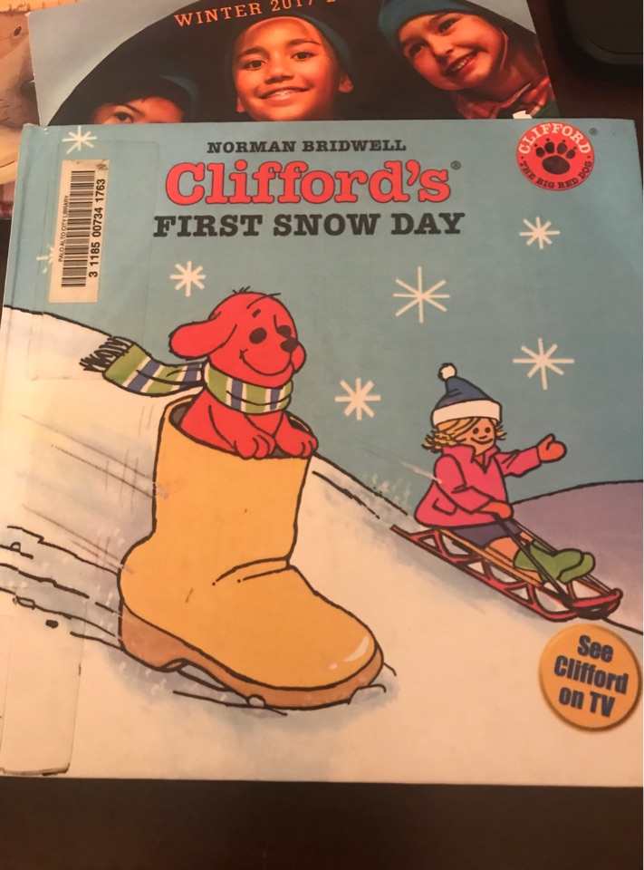 Clifford's first snow day