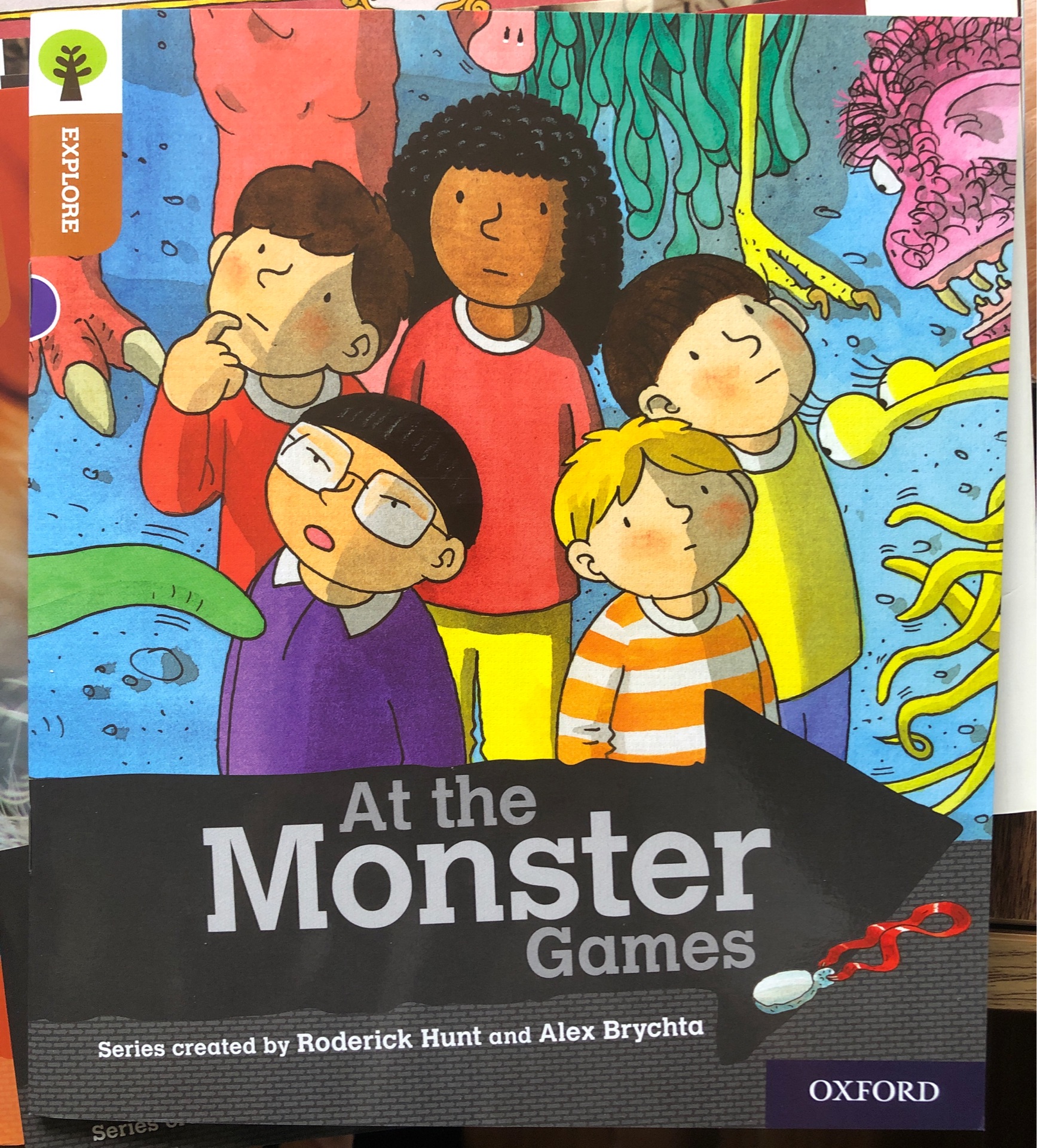 ORT L8 : At the Monster Games
(Oxford 