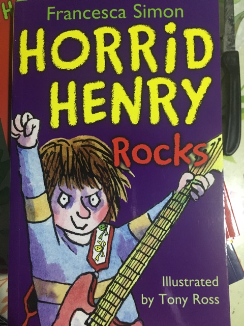 Horrid Henry Rocks (Horrid Henry #14)