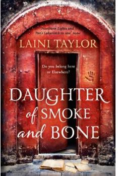 Daughter of Smoke & Bone[烟雾和骨头的女儿]