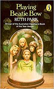 Playing Beatie Bow (Puffin Books)