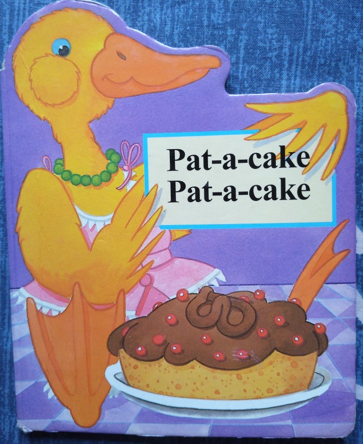 PAT-A-CAKE PAT-A-CAKE A SHAPE BOOK